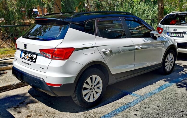 SEAT ARONA TGI