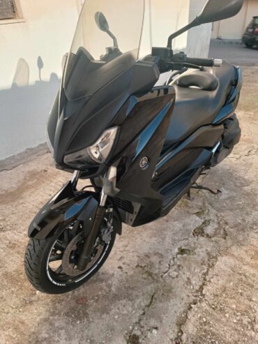 YAMAHA XMAX 400