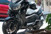 YAMAHA XMAX 400