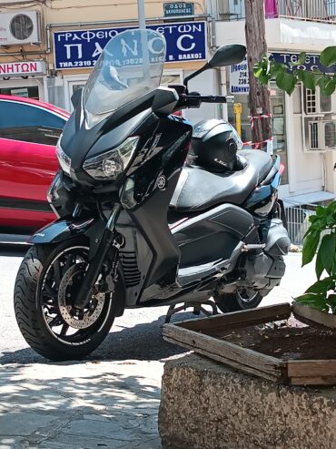 YAMAHA XMAX 400