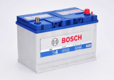 Μπαταρία-αυτοκινήτου-Bosch-S4028-95AH-830EN-Δεξιά