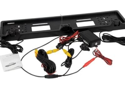 Αισθητήρες-Παρκαρίσματος-amp-Κάμερα-Οπισθοπορείας-σε-Πλαίσιο-Πινακίδας-OEM-SWEUCP