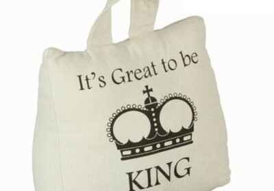 Στοπ-πόρτας-Homania-με-σλογκαν-Its-Great-to-be-King