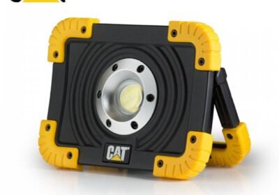 Φακός-προβολέας-επαναφορτιζόμενος-1100-Lumens-CT3515EU-CATERPILLAR