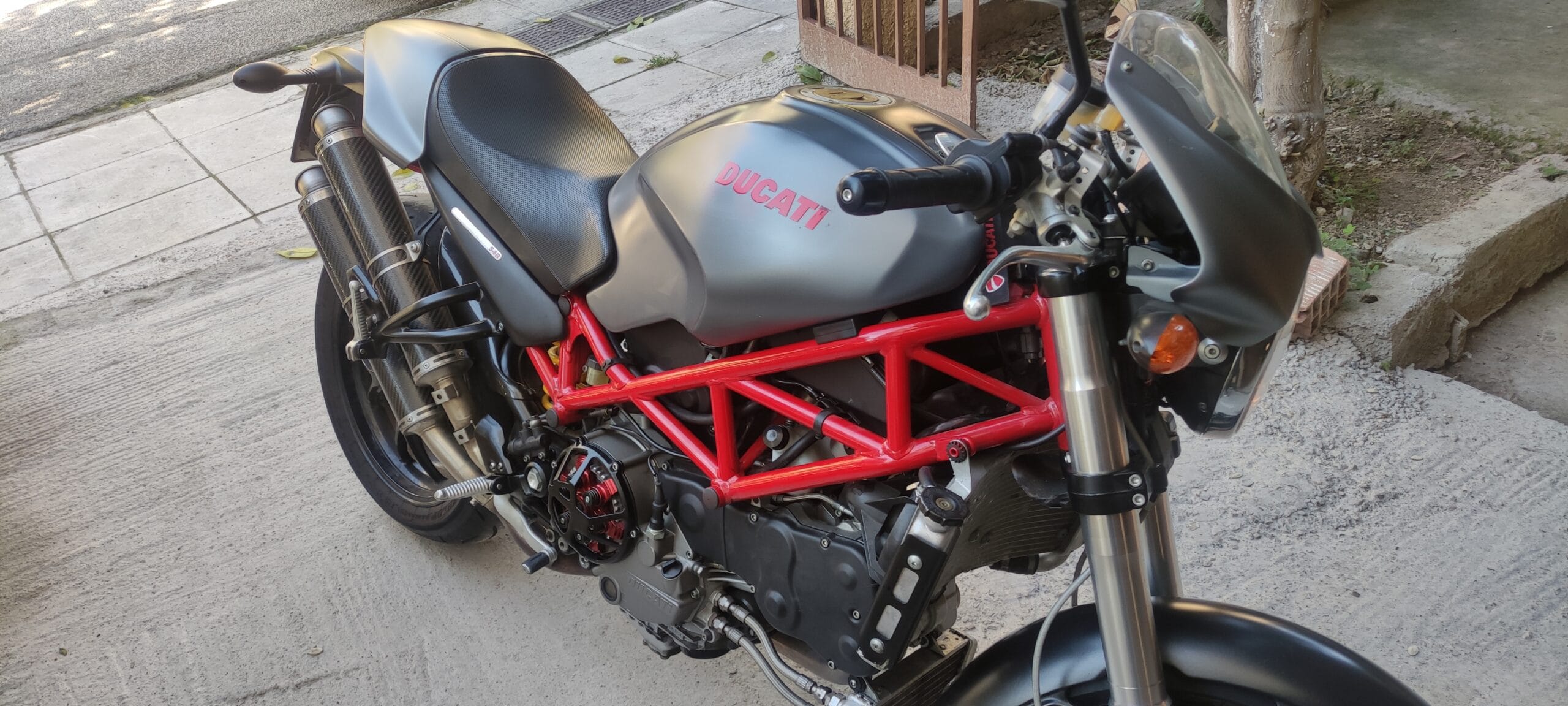 Ducati Monster s4r 1000