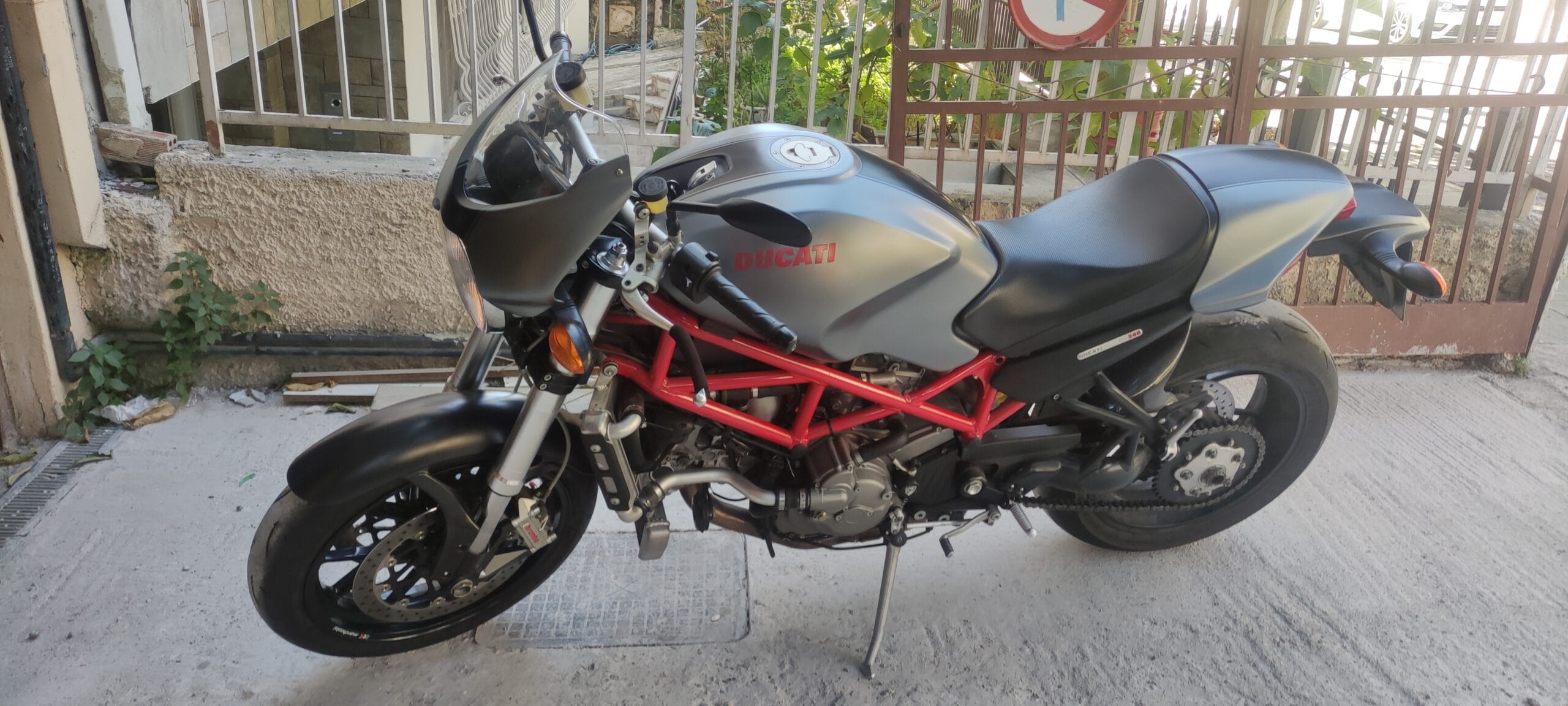 Ducati Monster s4r 1000