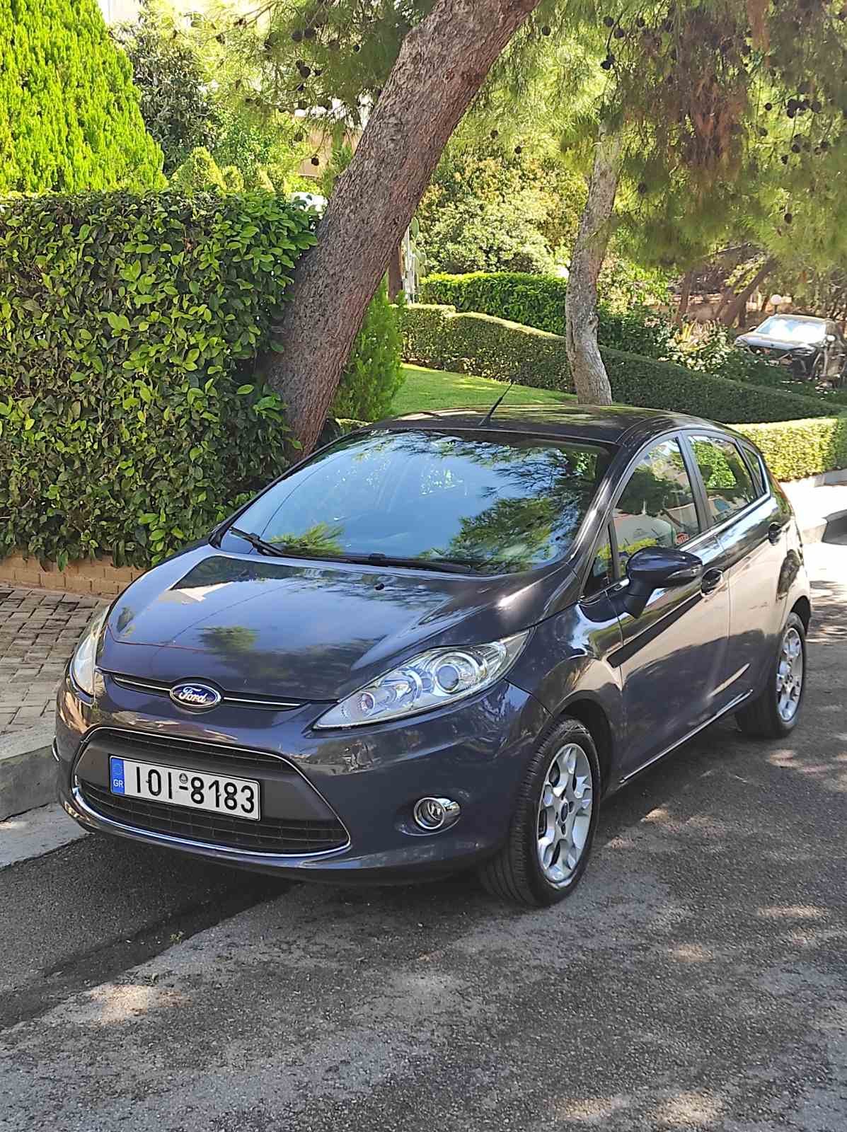 FORD FIESTA 1.4 titanium