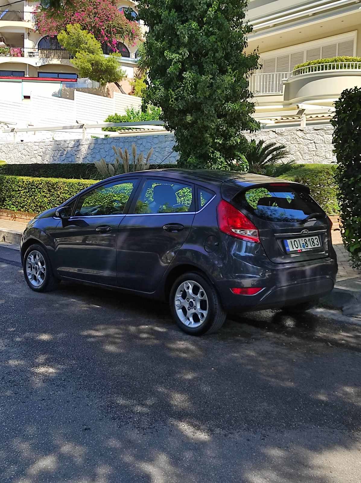 FORD FIESTA 1.4 titanium