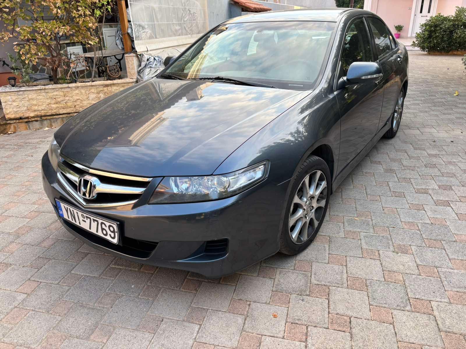 Πωλείται Honda Accord Σε πολύ καλή κατάσταση